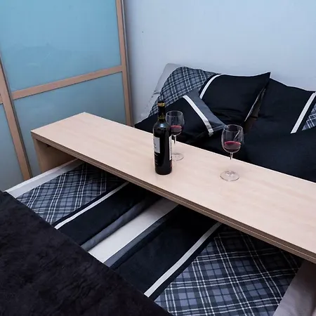 In/ Out Planai Augasse B8 Apartment *